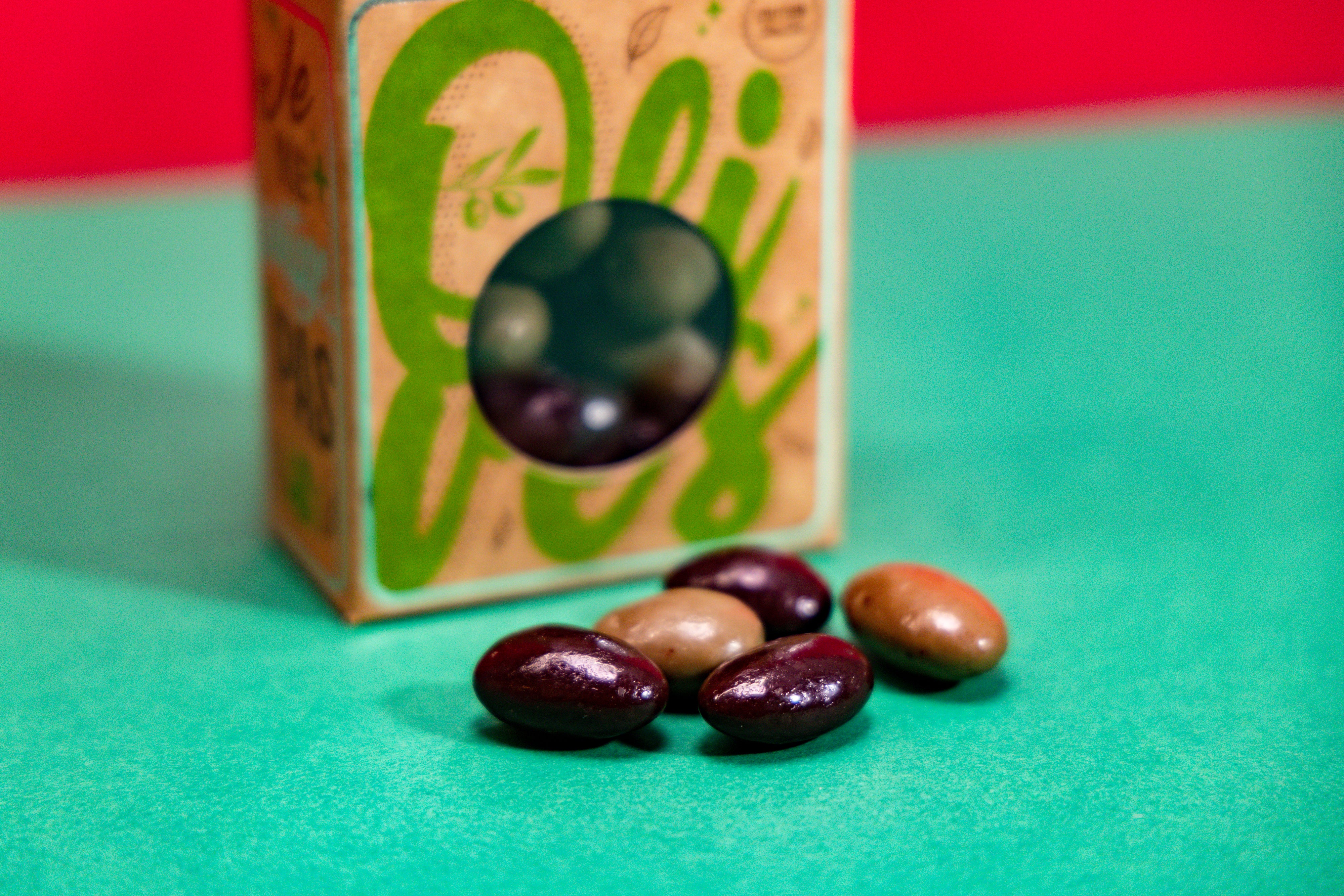 Olives en chocolat coeur d'amande