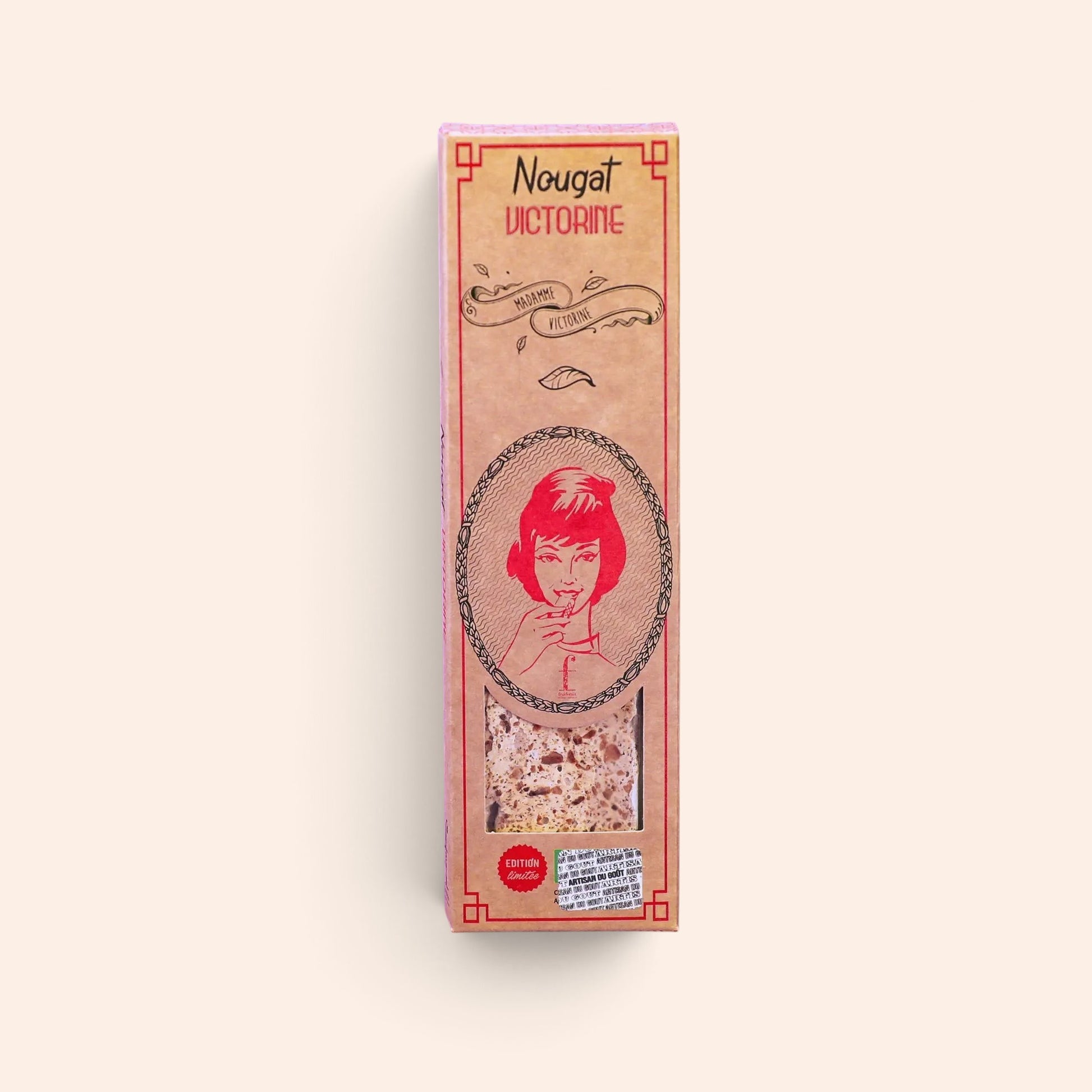 Barre de nougat tendre Maison Fruidoraix Victorine aux noisettes torréfiées dans son emballage cartonné rétro