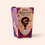 Boîte de morceaux de chocolat au lait Maison Fruidoraix avec noisettes grillées et emballage illustré coloré